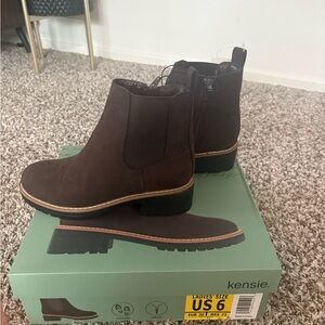 Kensie Dark Brown Ankle Boots
